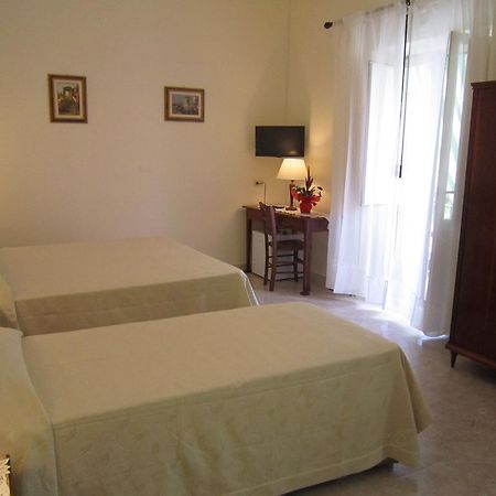 Albergo Italia - Vintage Hotel Capri Bagian luar foto